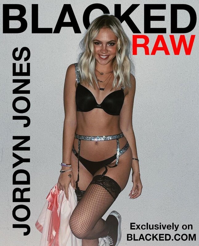 ja0oS1oU Blacked Celebrity Vol1 04.jpg